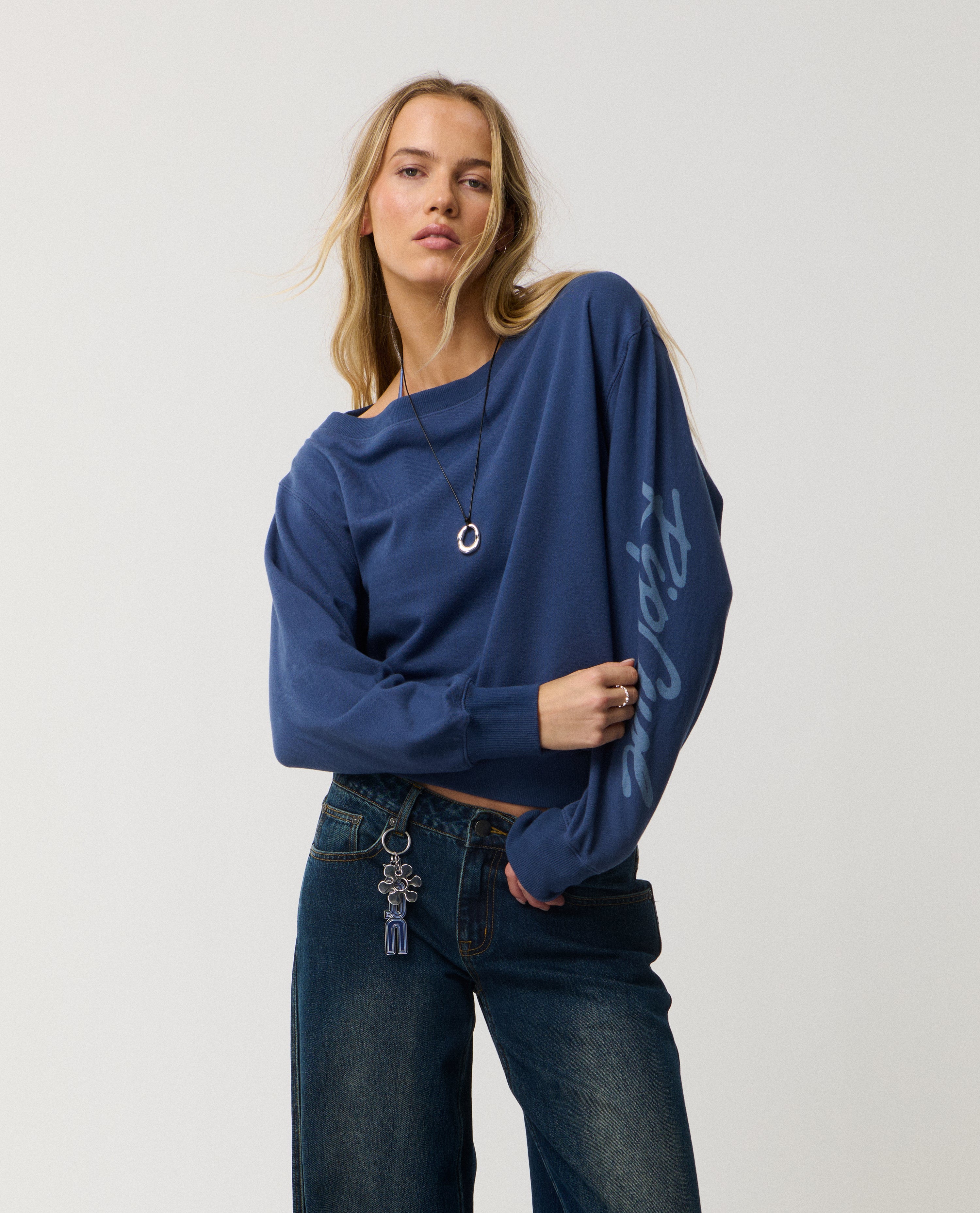 Archive Off Shoulder Crew Indigo