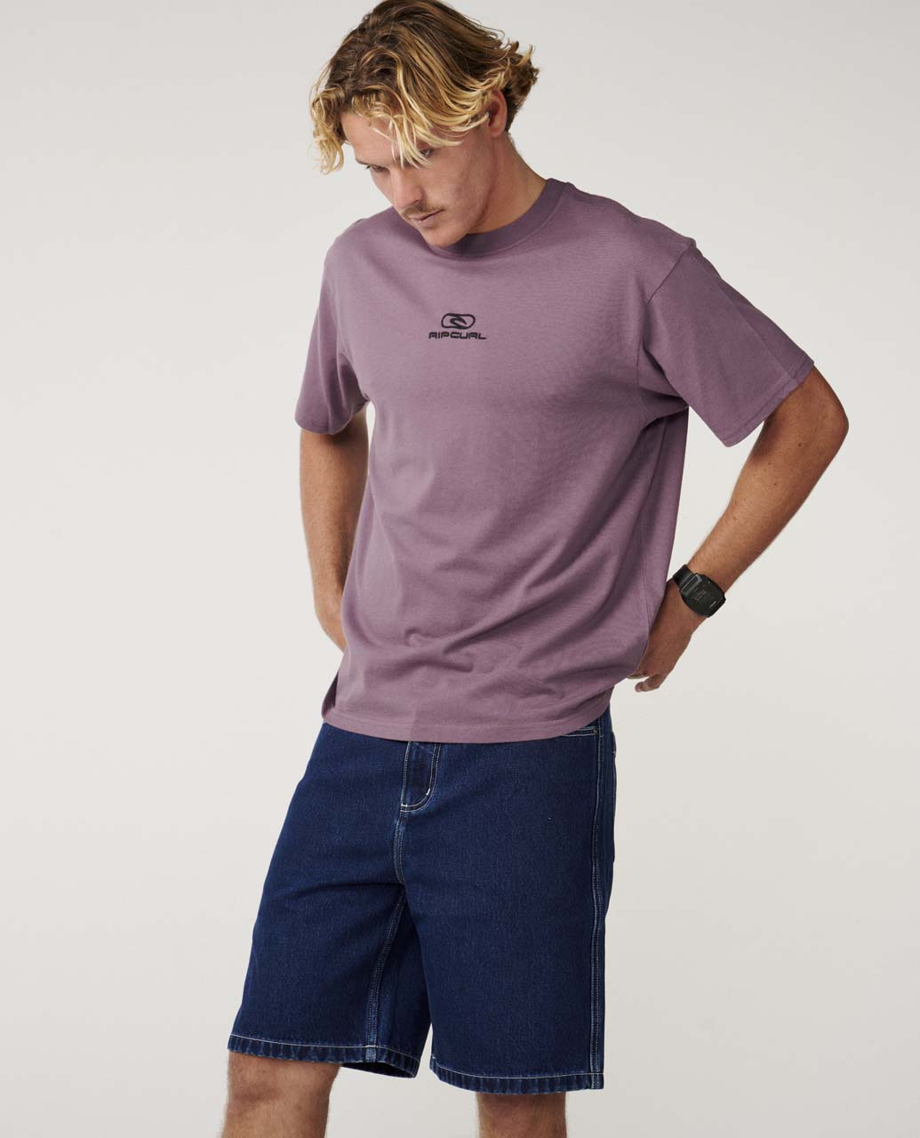 Pill Icon Tee