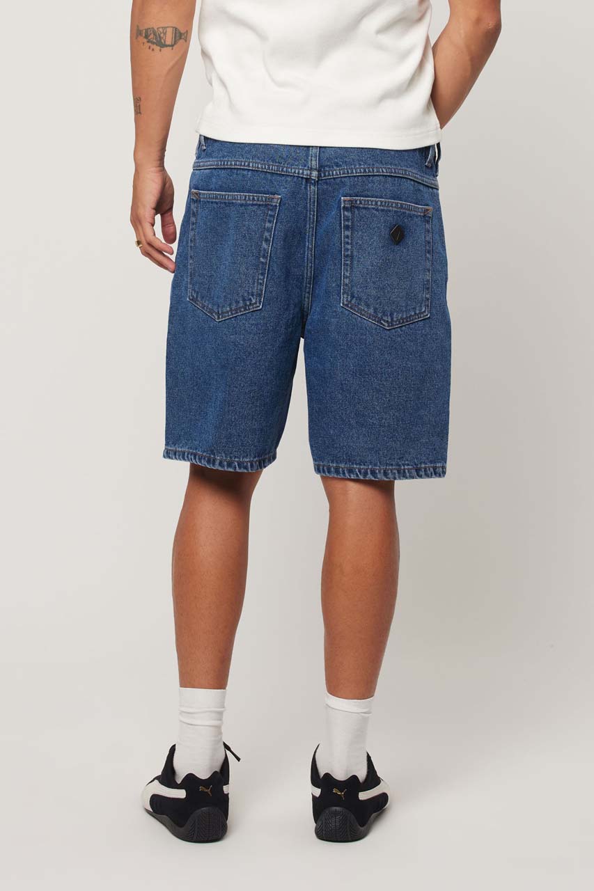 A3 Straight Short Peter