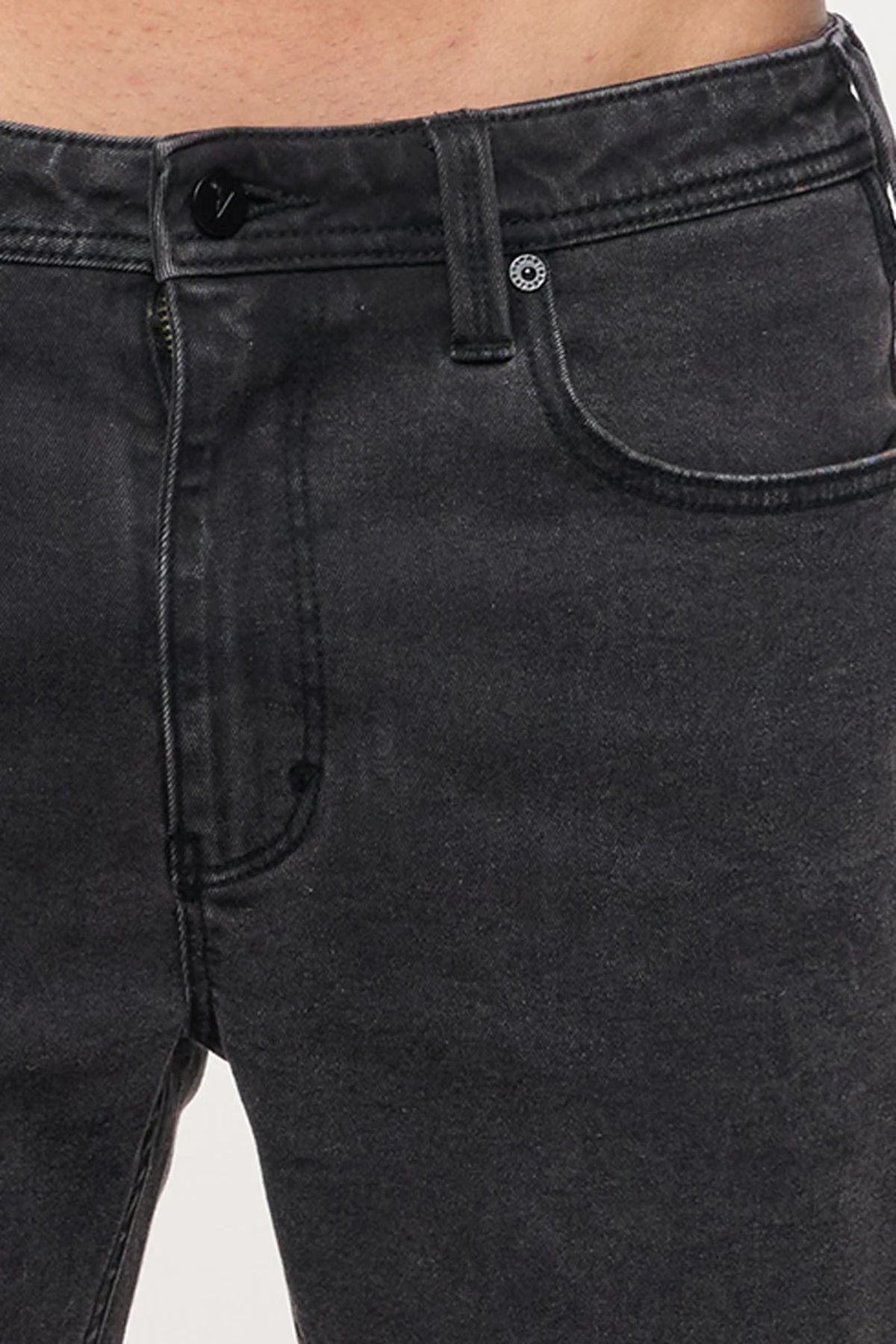 A1 Skinny Short