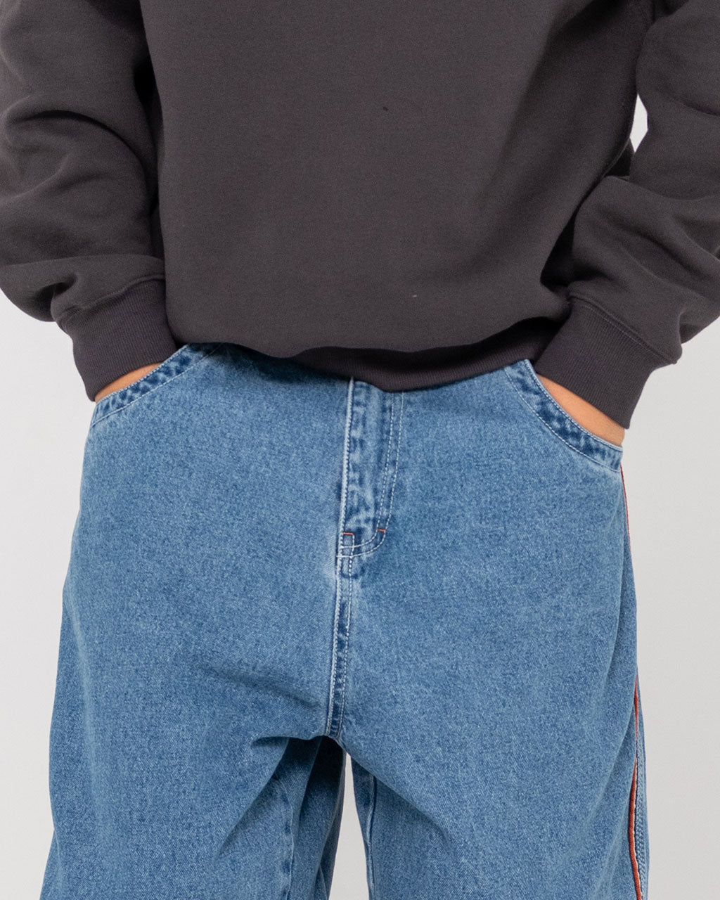 DEM0024_MDY_4_1741749443000