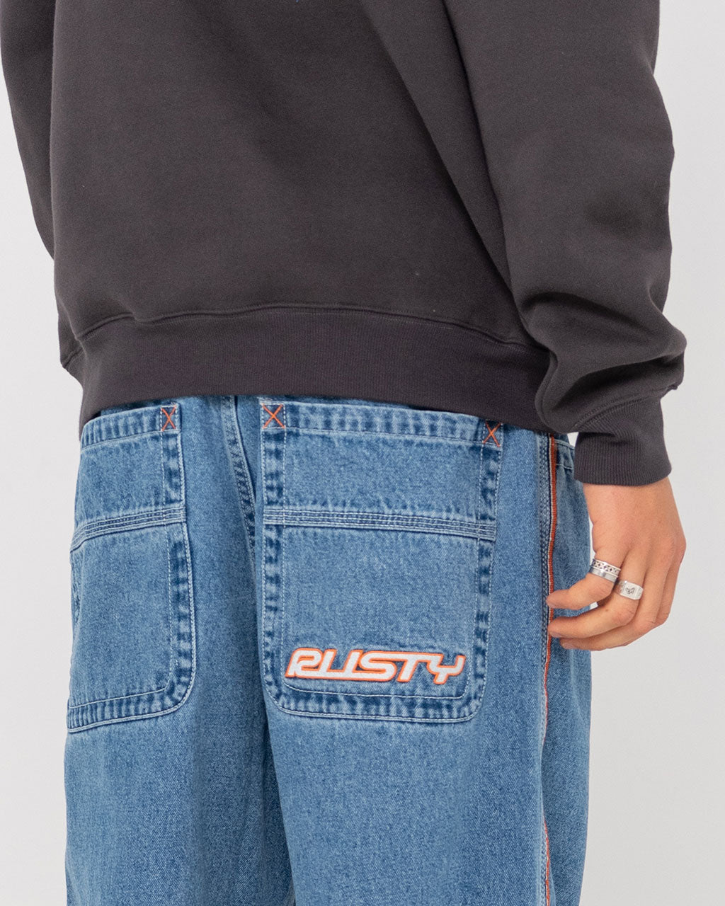 DEM0024_MDY_5_1741749443000