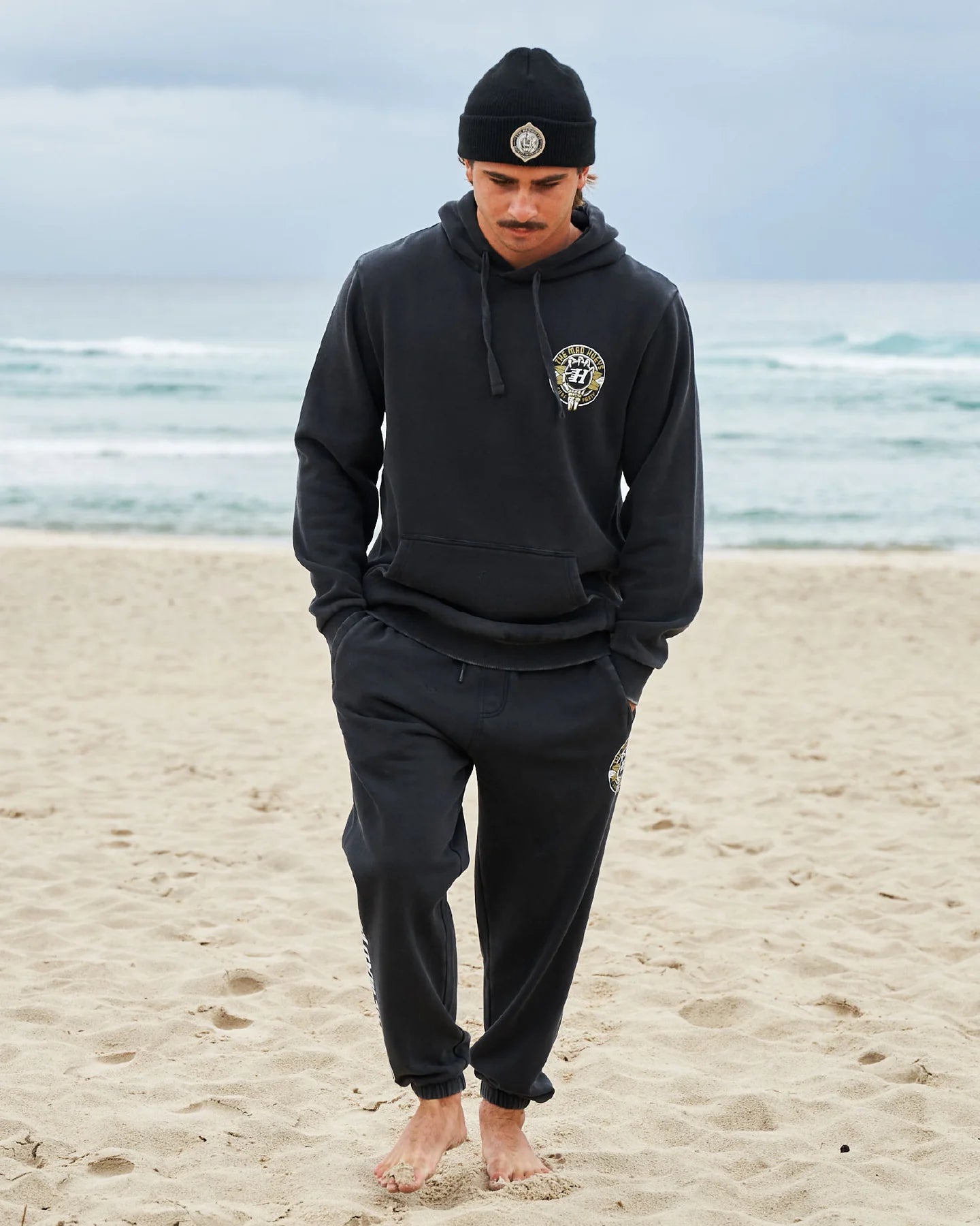 Surf Hueys Pull Over