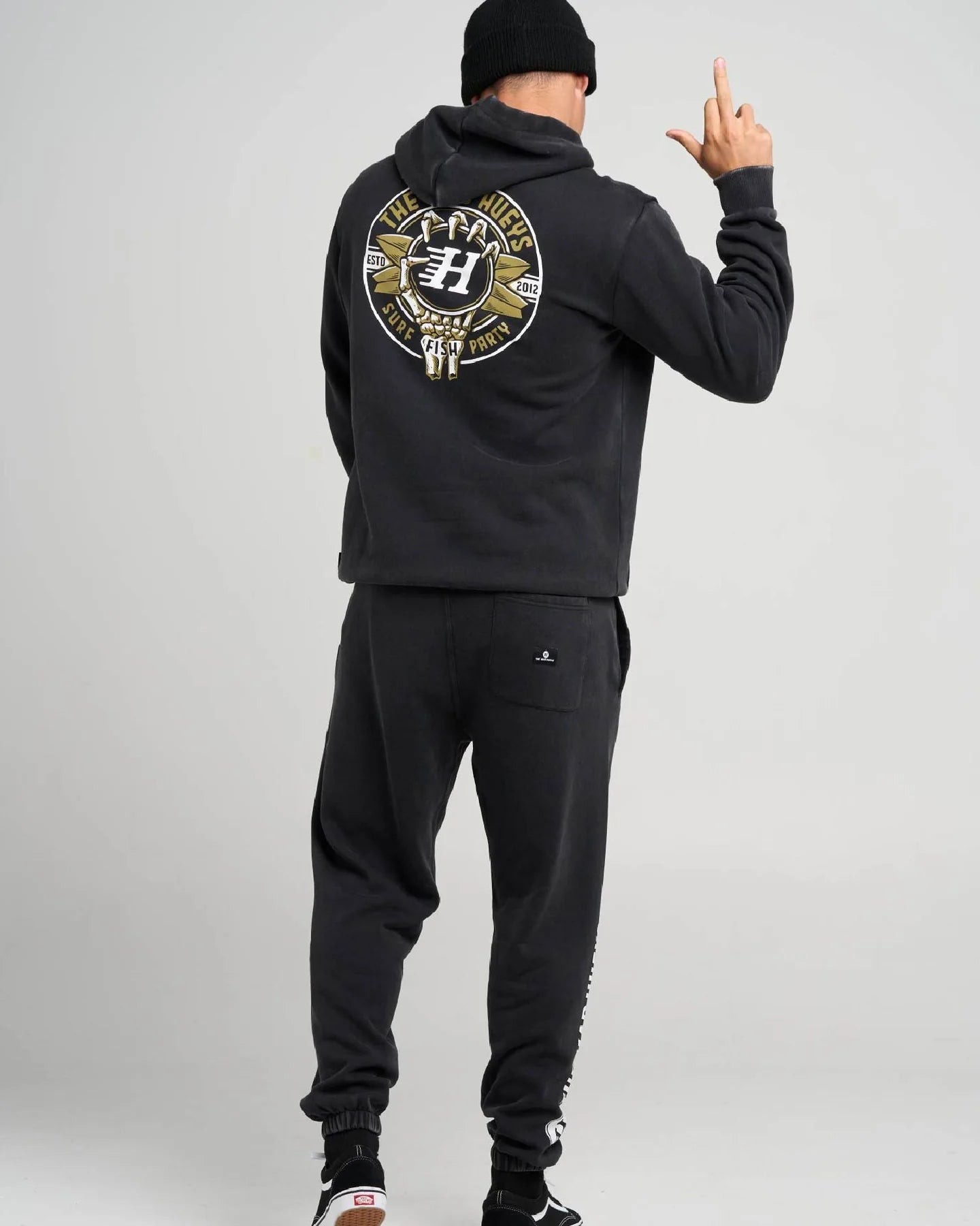 Surf Hueys Pull Over
