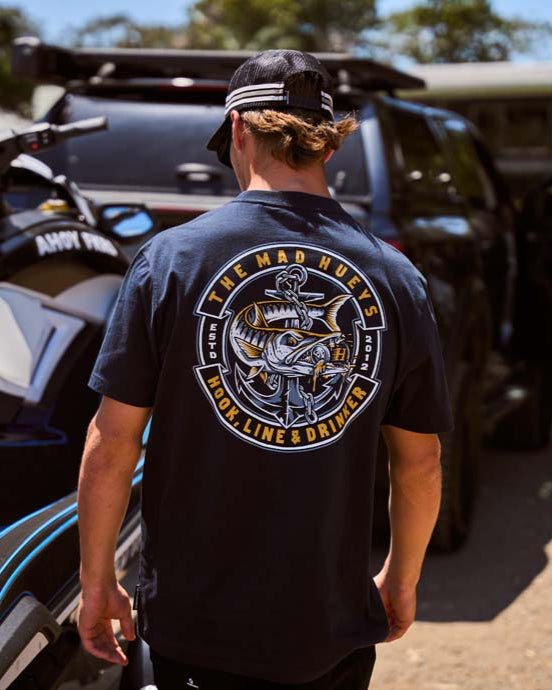 Hooked Cuda Tee