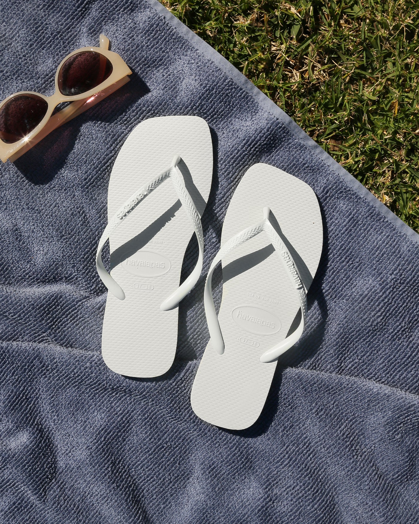 Havaianas Slim Square Thongs