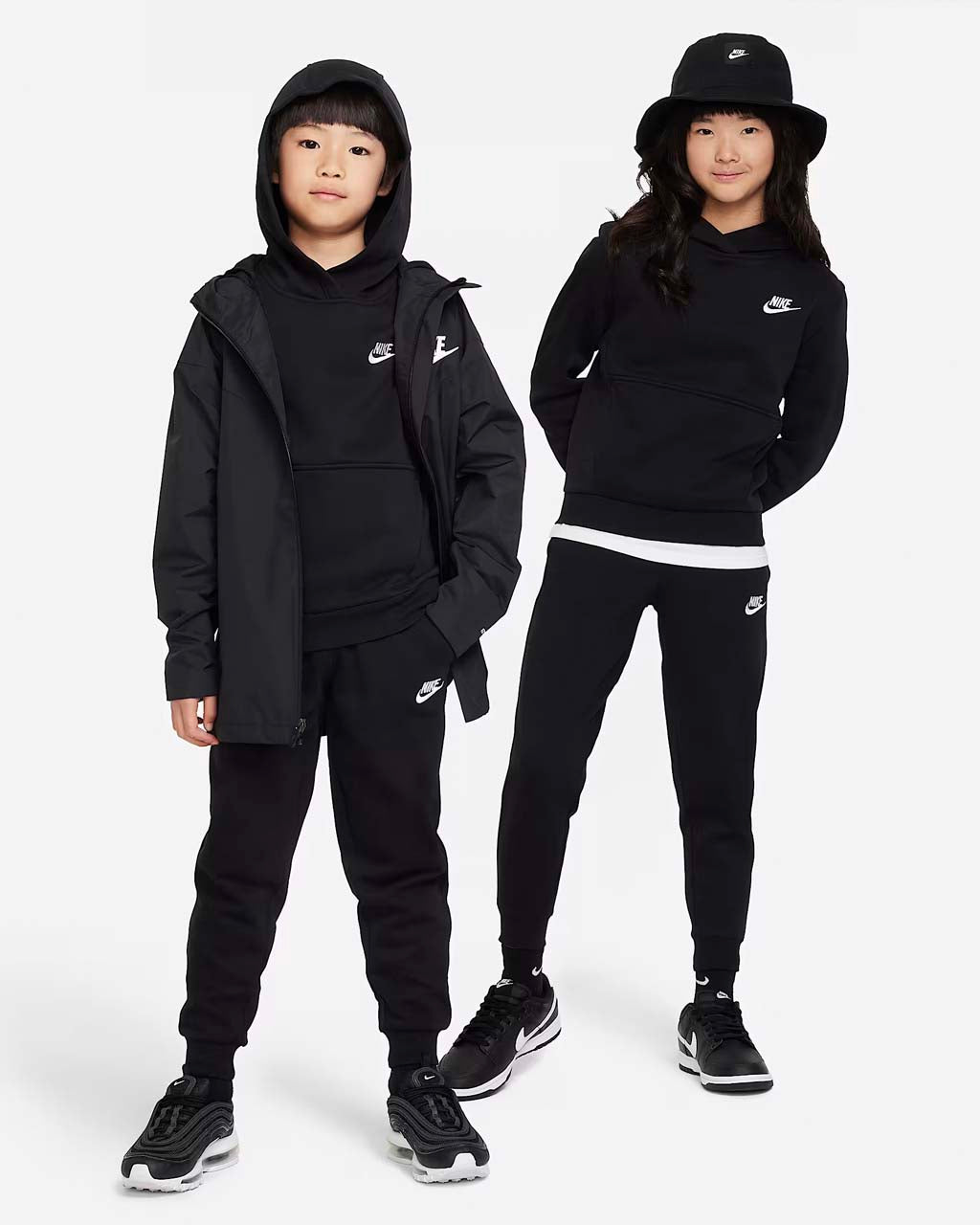 Nike Sportswear Club Fleece Older Kids' Pullover Hoodie