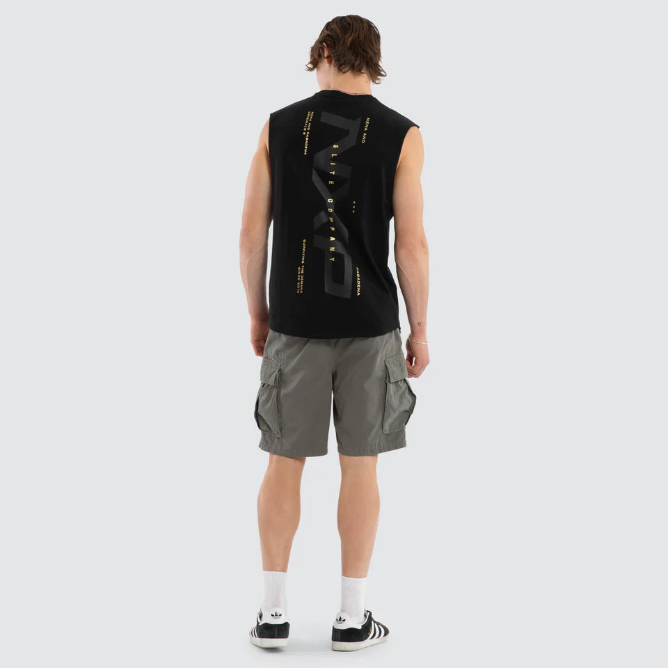 Deliberate Dual Curved Muscle