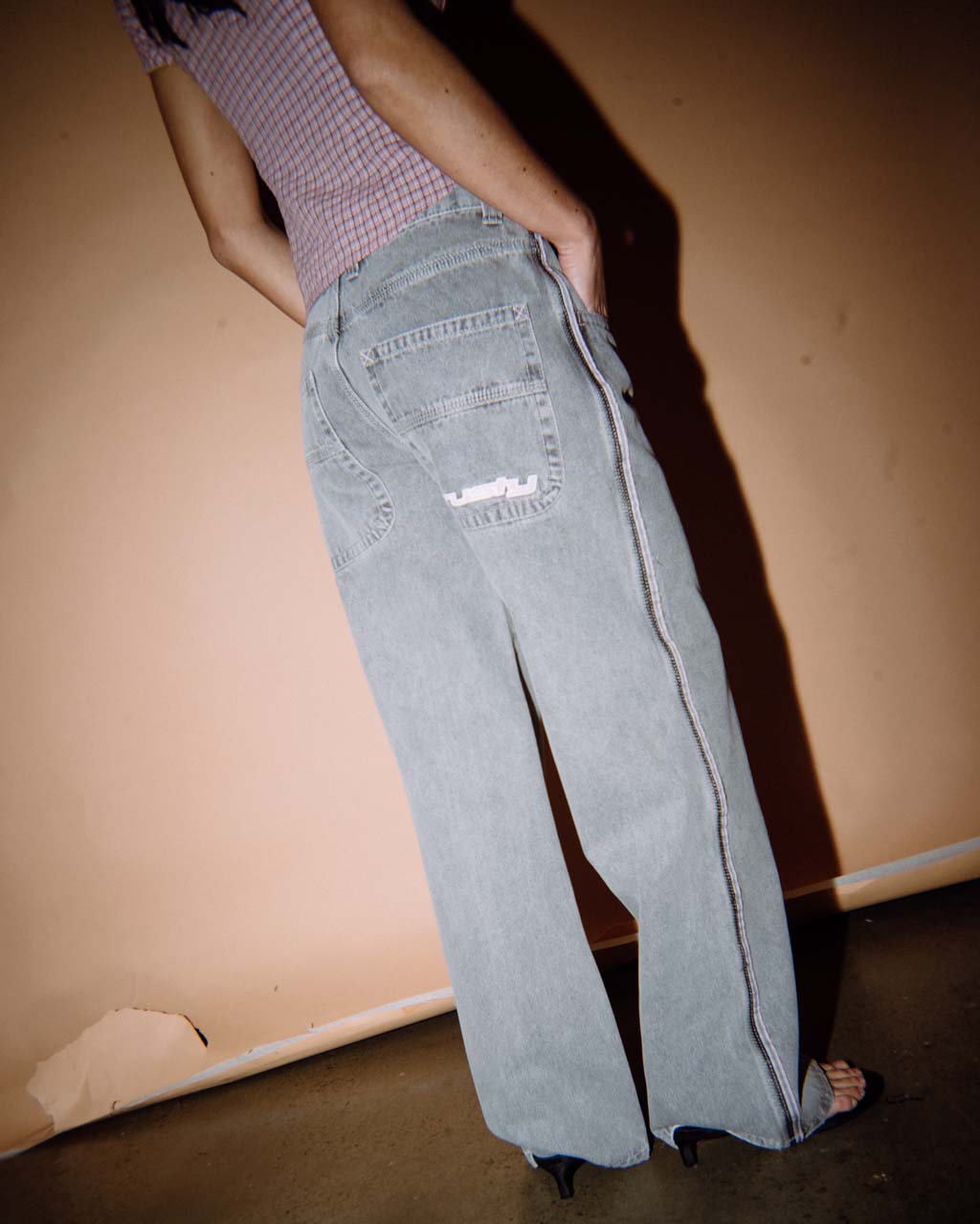 Flip Mommy Low Rise Wide Leg Jean