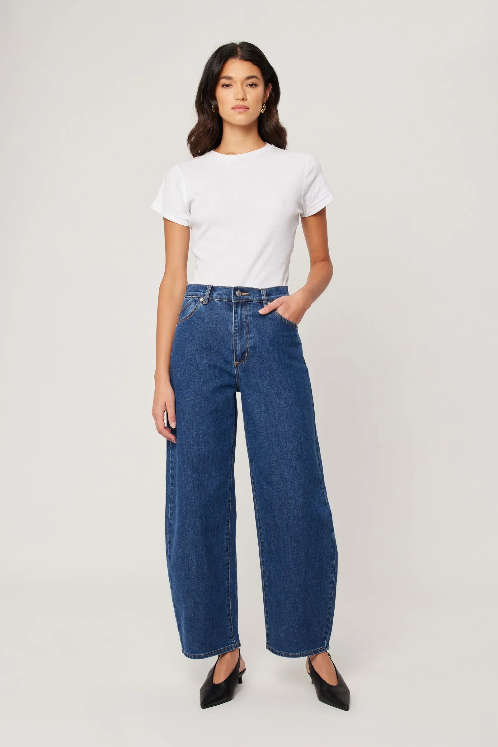 Gigi Barrel Jeans