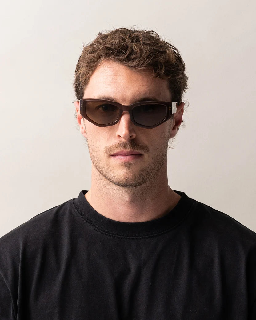 Diamond Polarised