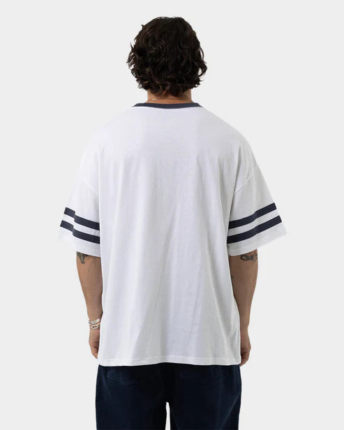 Slam Oval Strip Front Tee