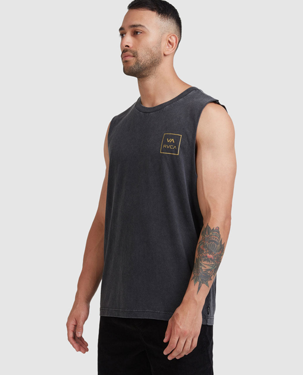 UVYZT00442_BLK_3_1741750550000