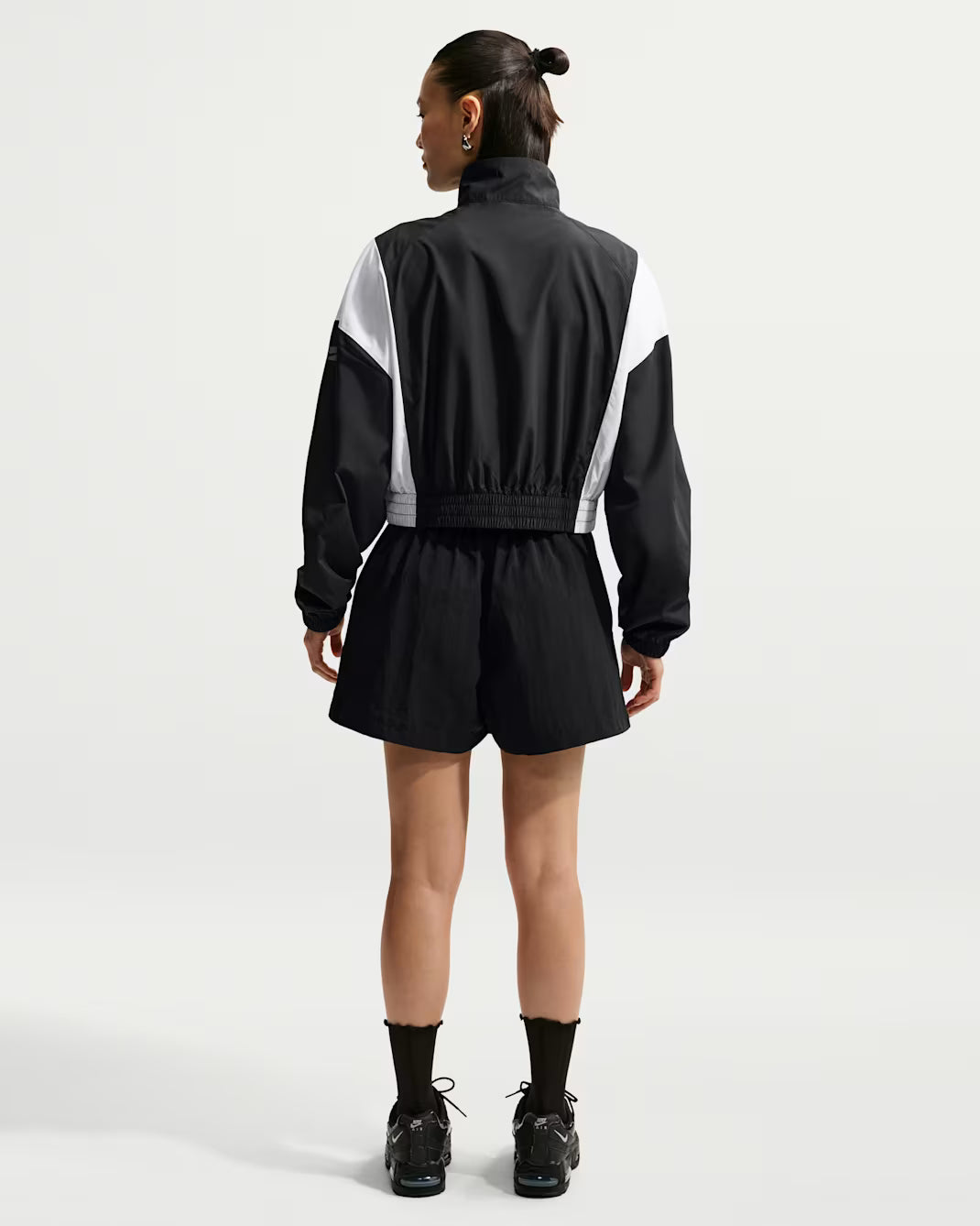 Sportswear Woven Lightweight 1/4 Zip Jacket
