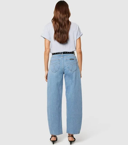 Gigi Barrel Jean