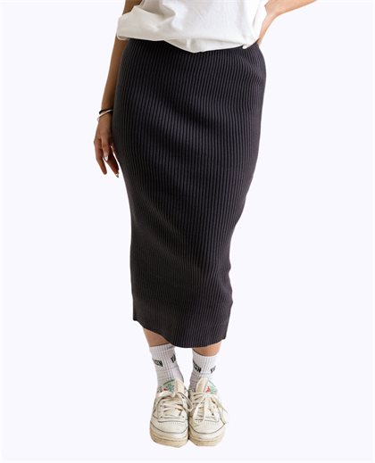 Easy Wear Knit Midi Skirt