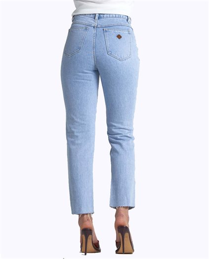 A 94 High Slim Jeans