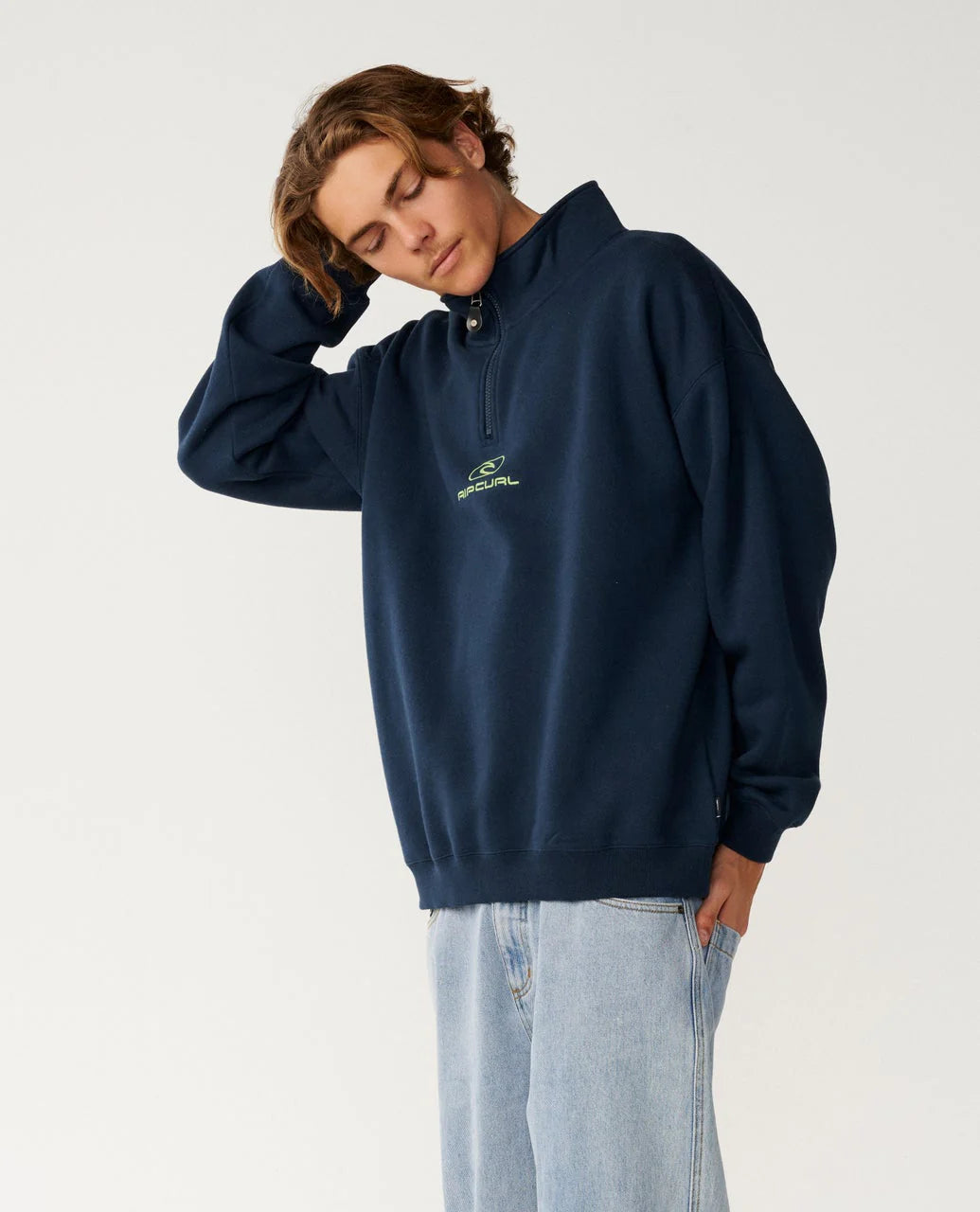 Pill Icon 1/4 Zip Crew