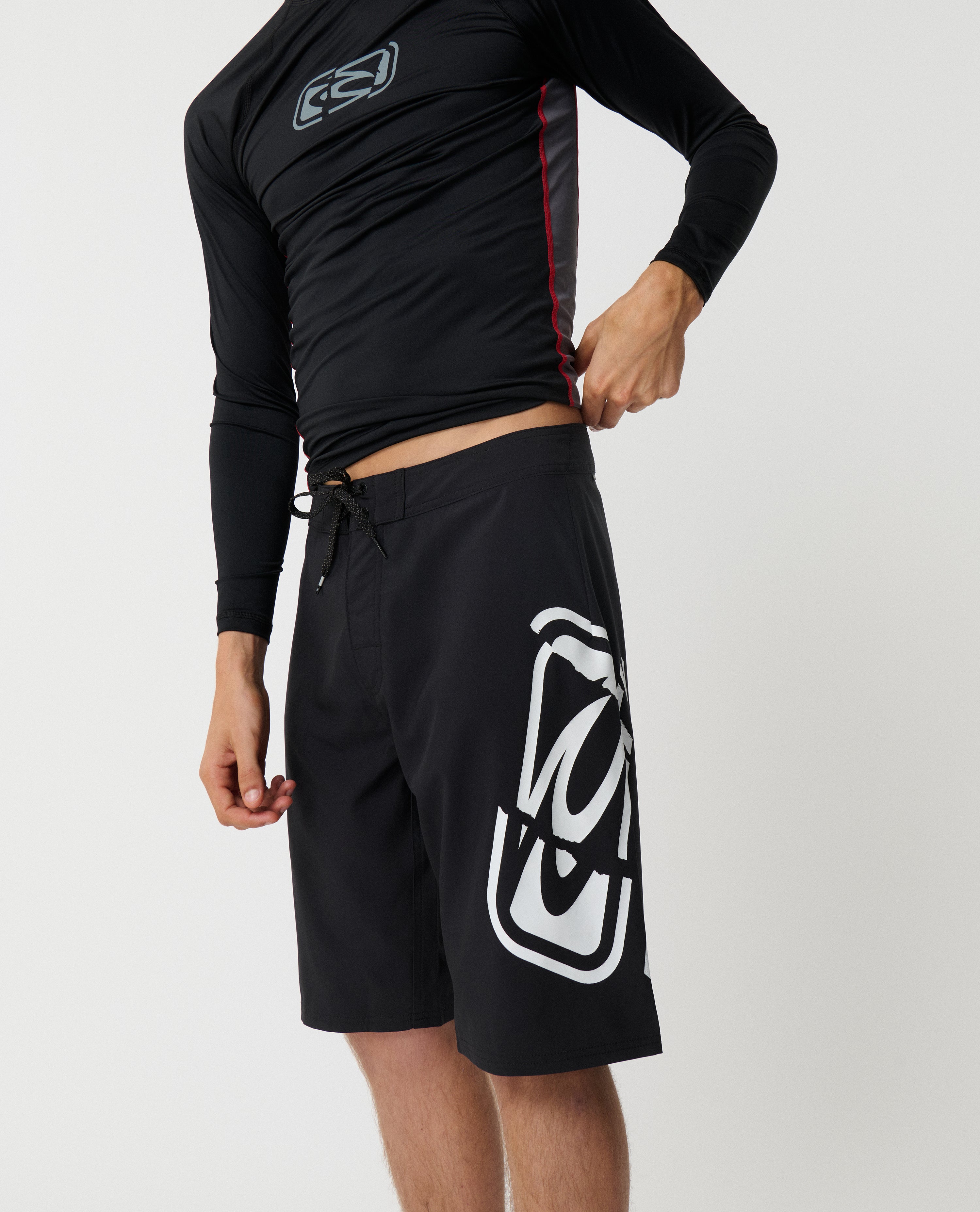 Mirage Archive Split Logo 22" Boardshort