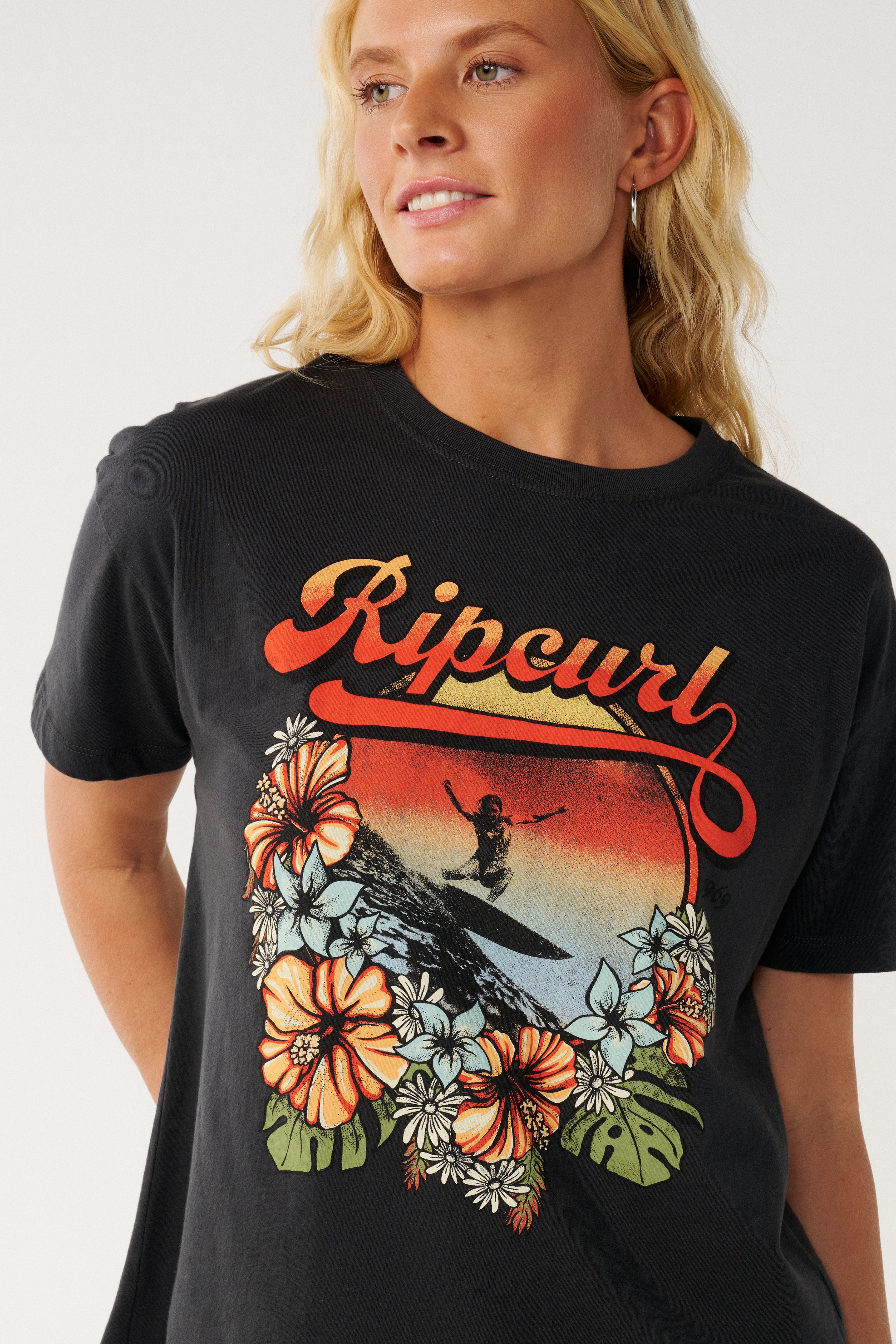 Wave Relaxed Tee