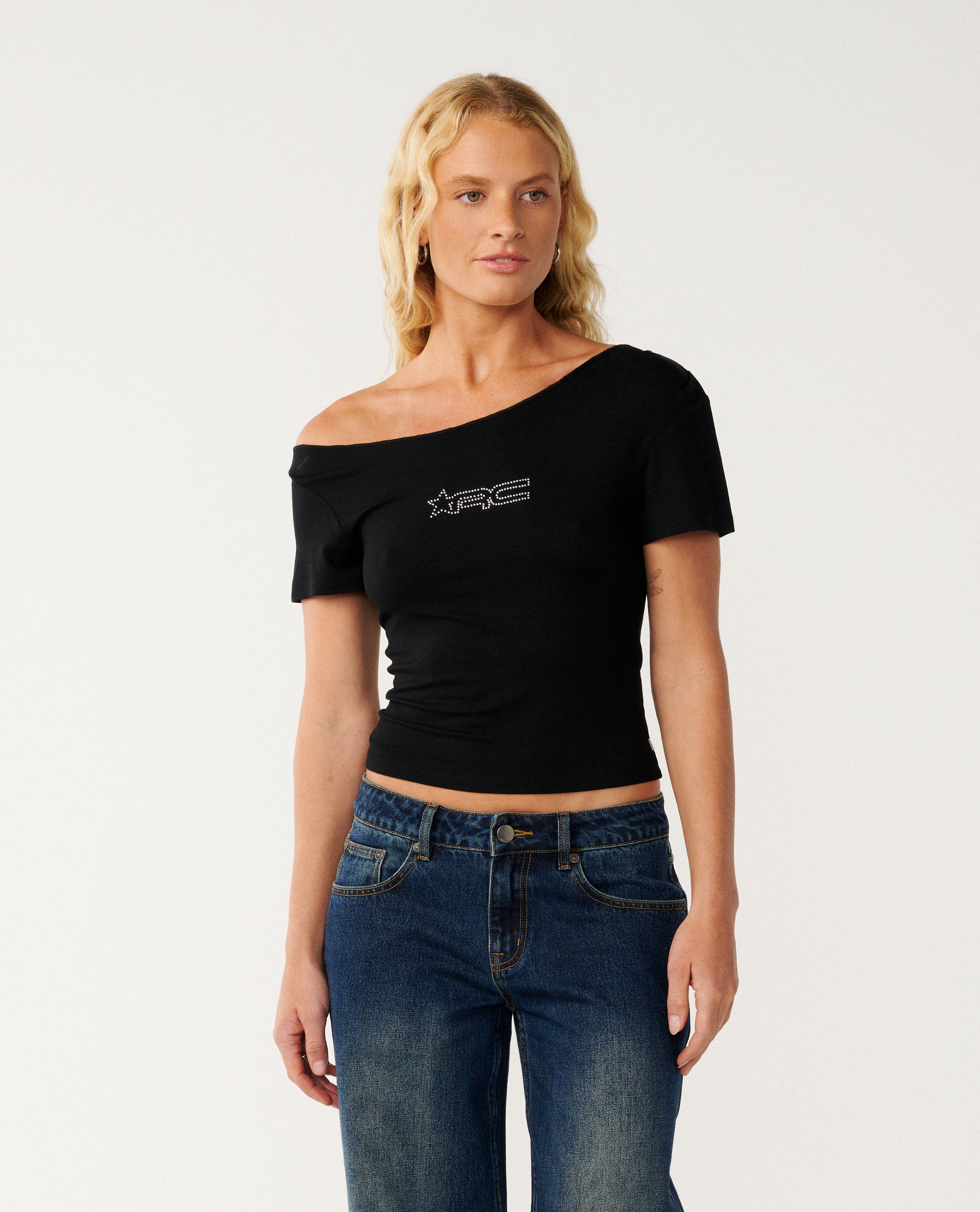 Off Shoulder Tee