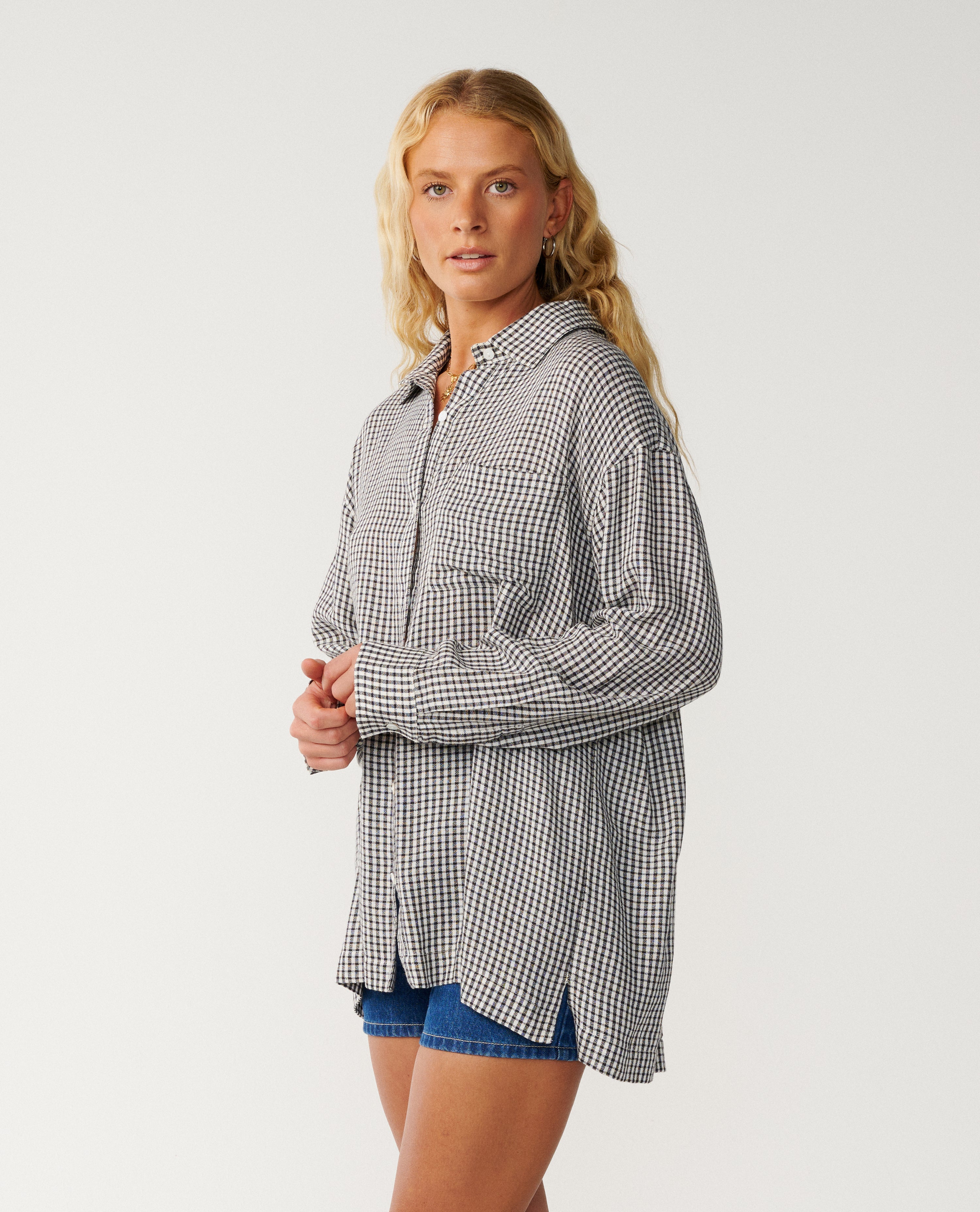 Vibe Surf Long Sleeve Shirt