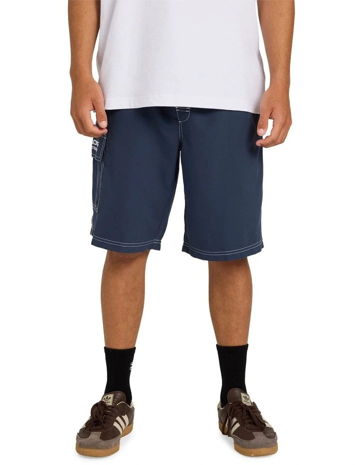 Throw On 22" Boardshort