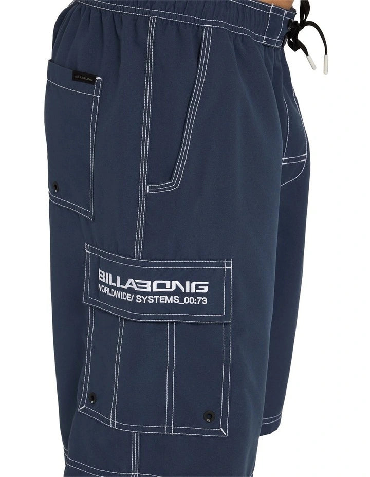 Throw On 22" Boardshort