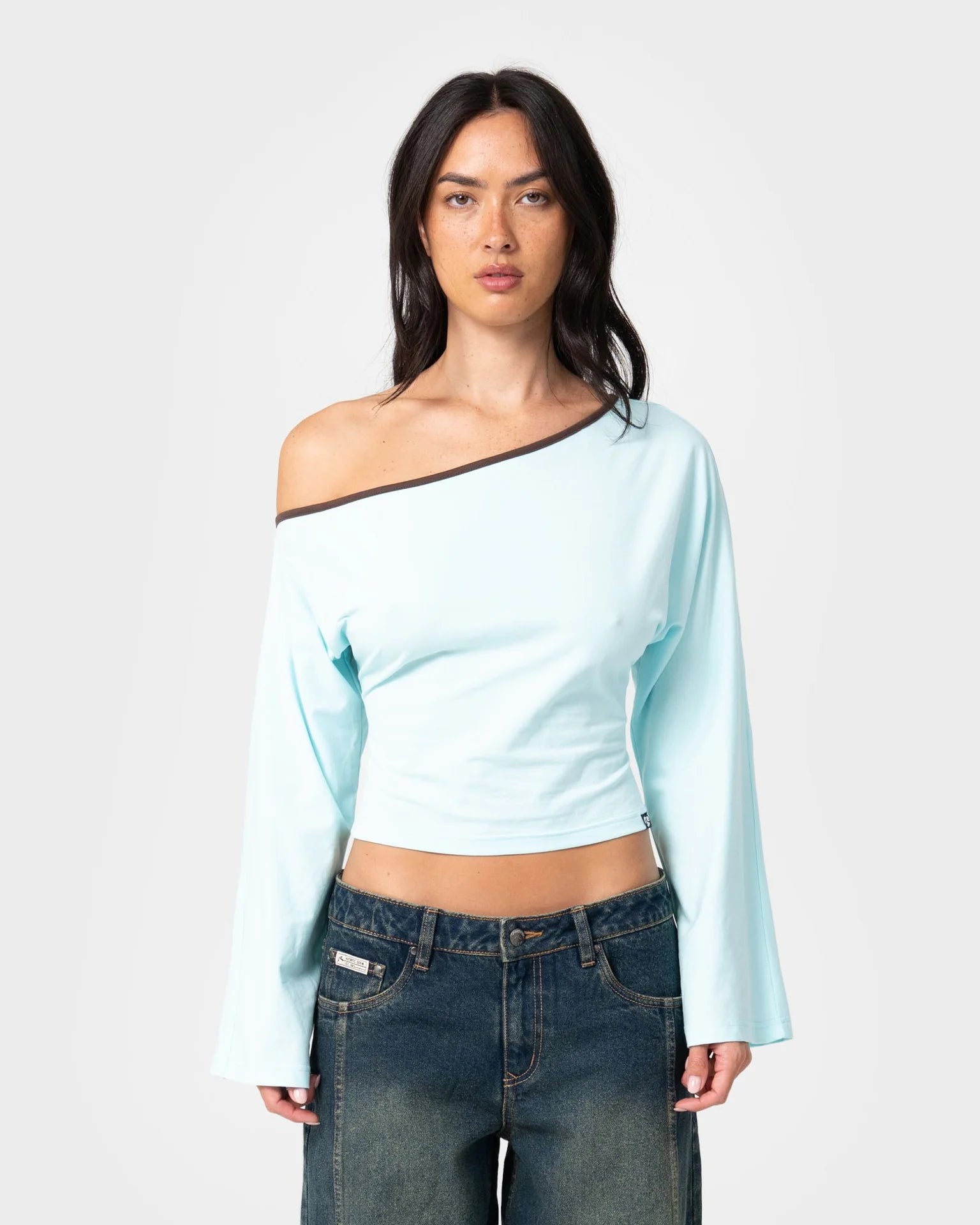 Yuno Reverse Long Sleve Slouch Top