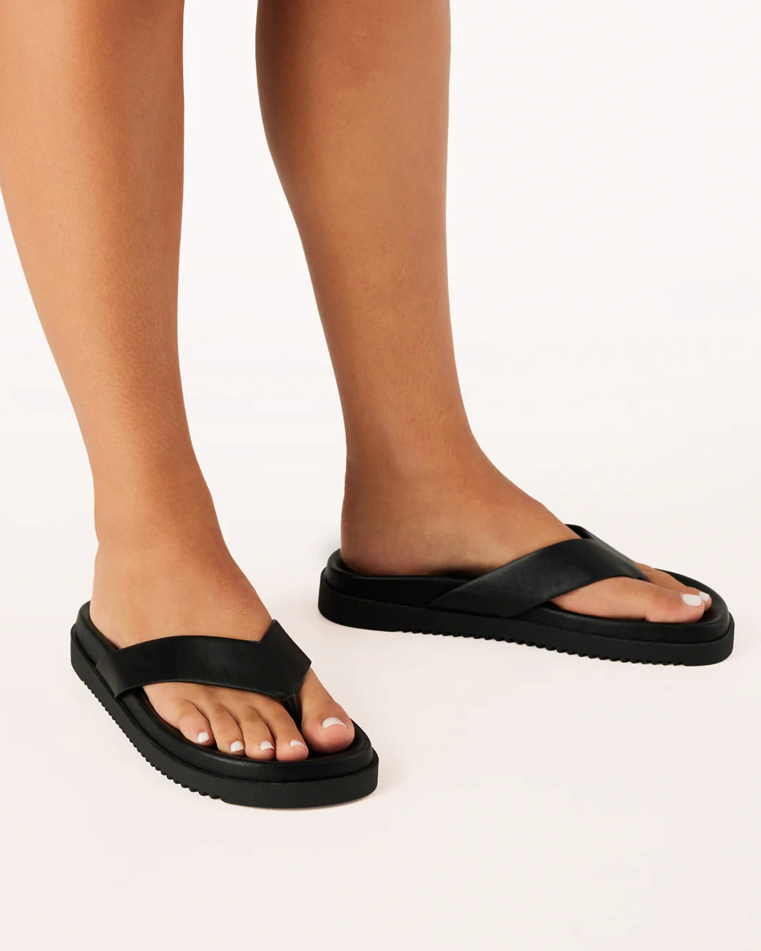 Billini Aila Thong
