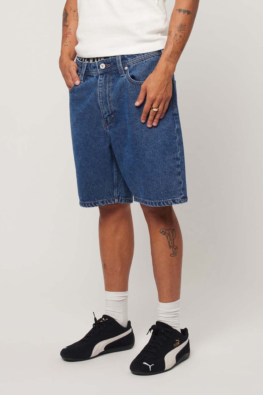 A3 Straight Short Peter