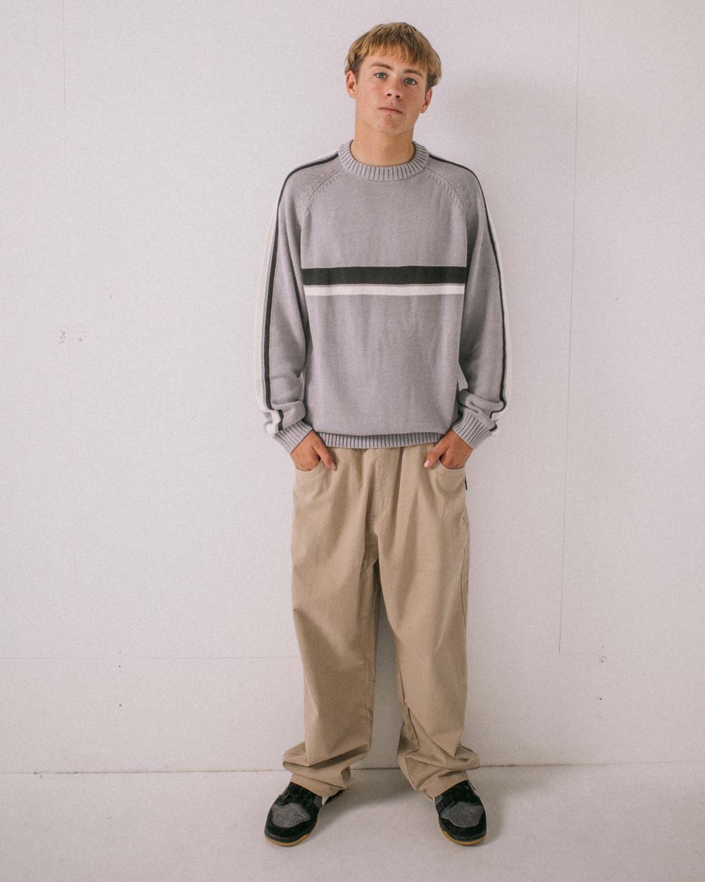 White Lines 2.0 Kitted Crew