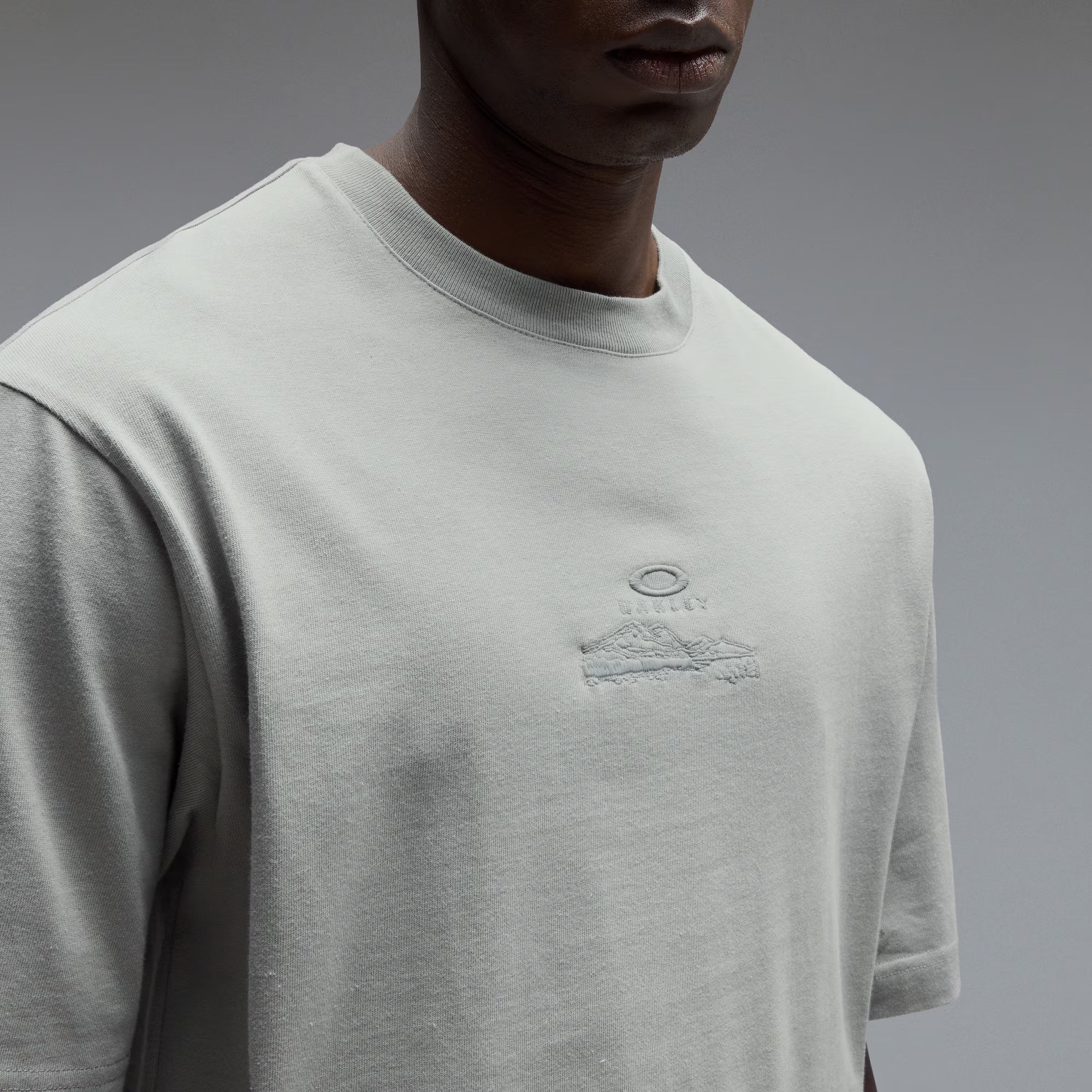 Mtn Ridge Embroidered Tee