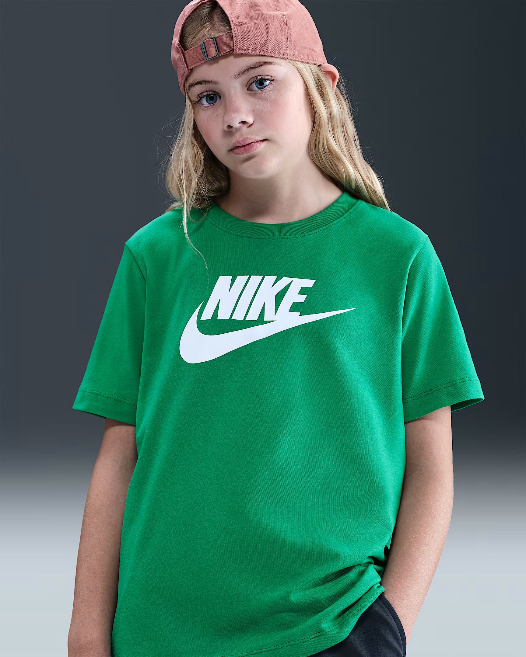 Nike Sportswear Older Kids' Futura T-Shirt