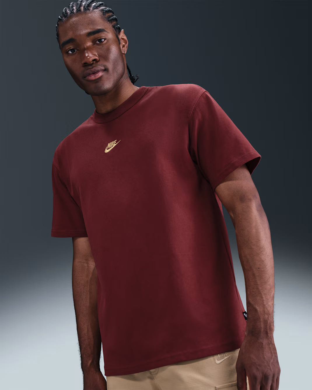 Sportswear Premium Essentials Tee