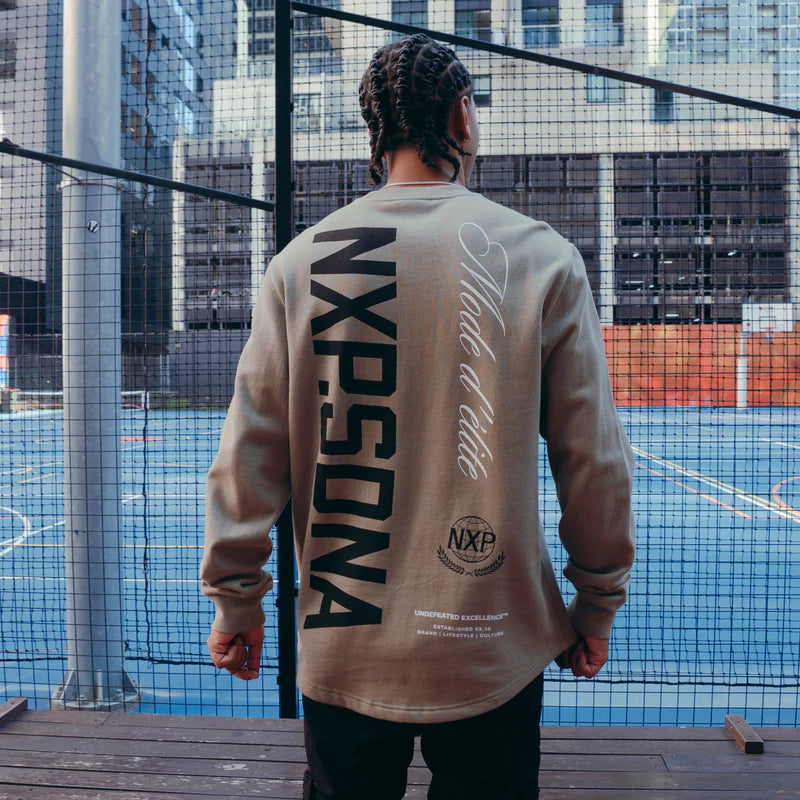 Mate Dual Curved Sweater