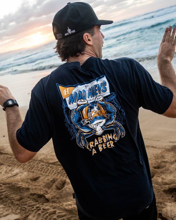 Crabbing A Beer Tee