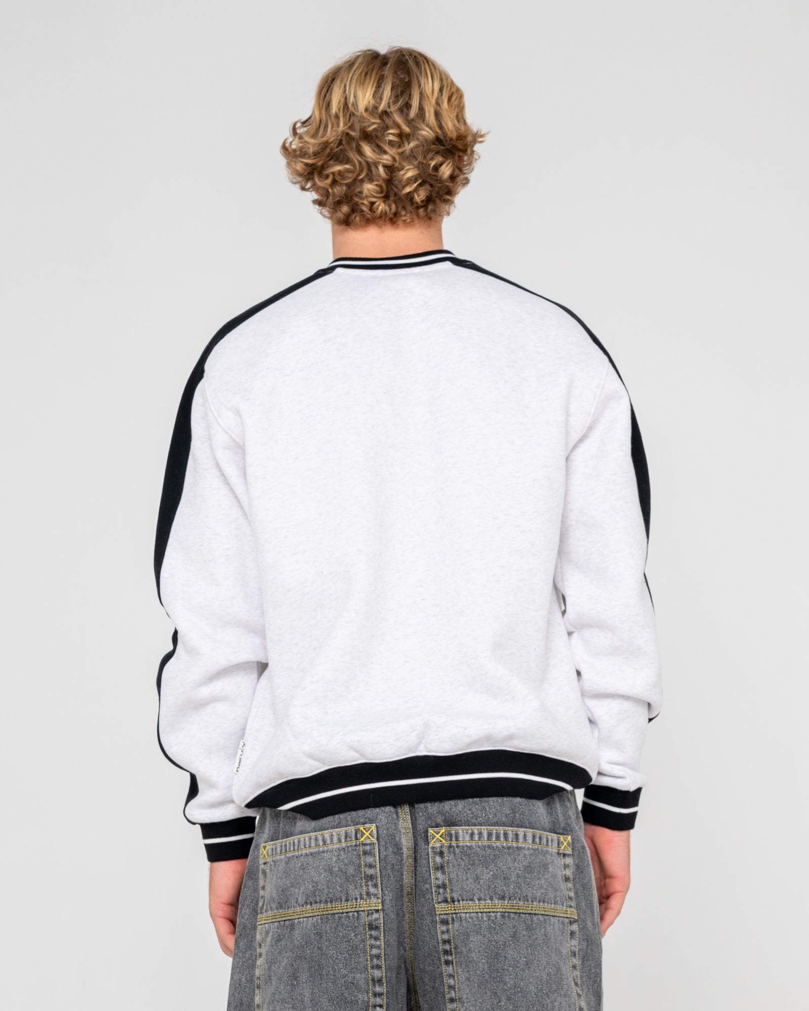 Vengeance V Neck Fleece