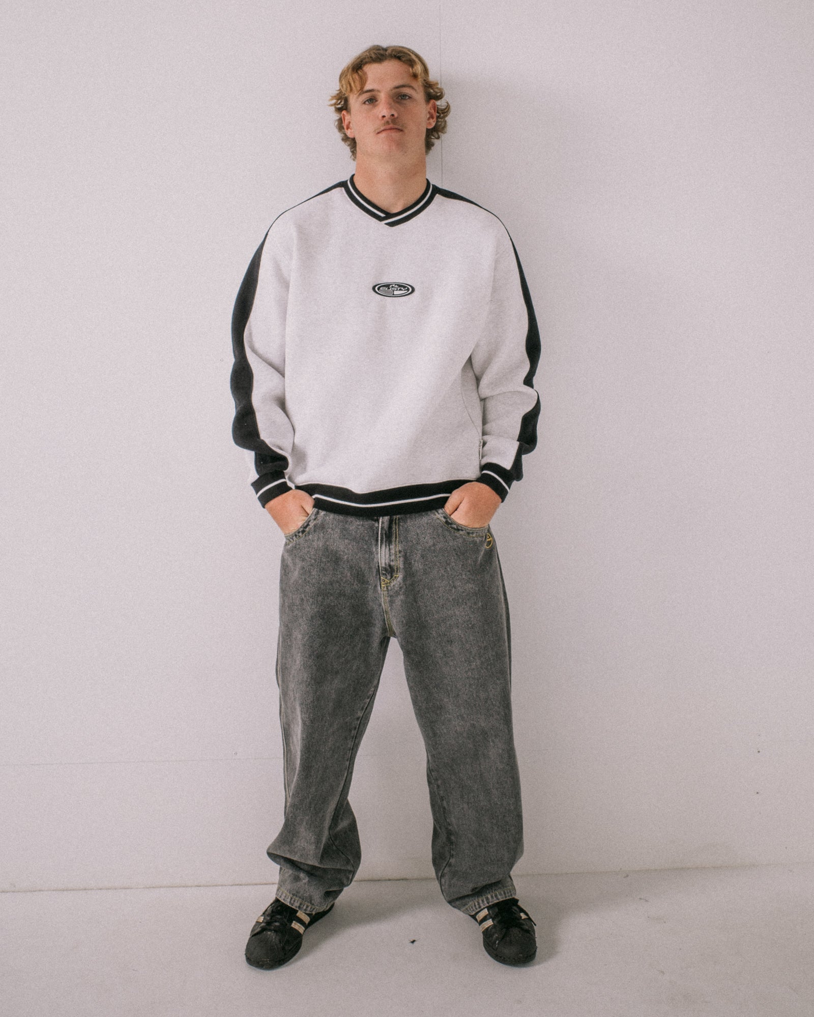 Vengeance V Neck Fleece