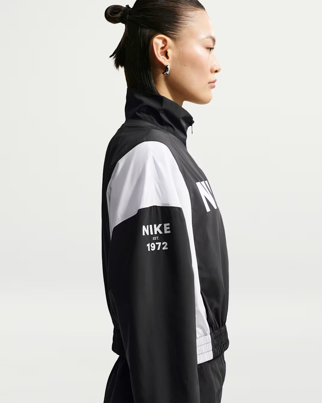Sportswear Woven Lightweight 1/4 Zip Jacket