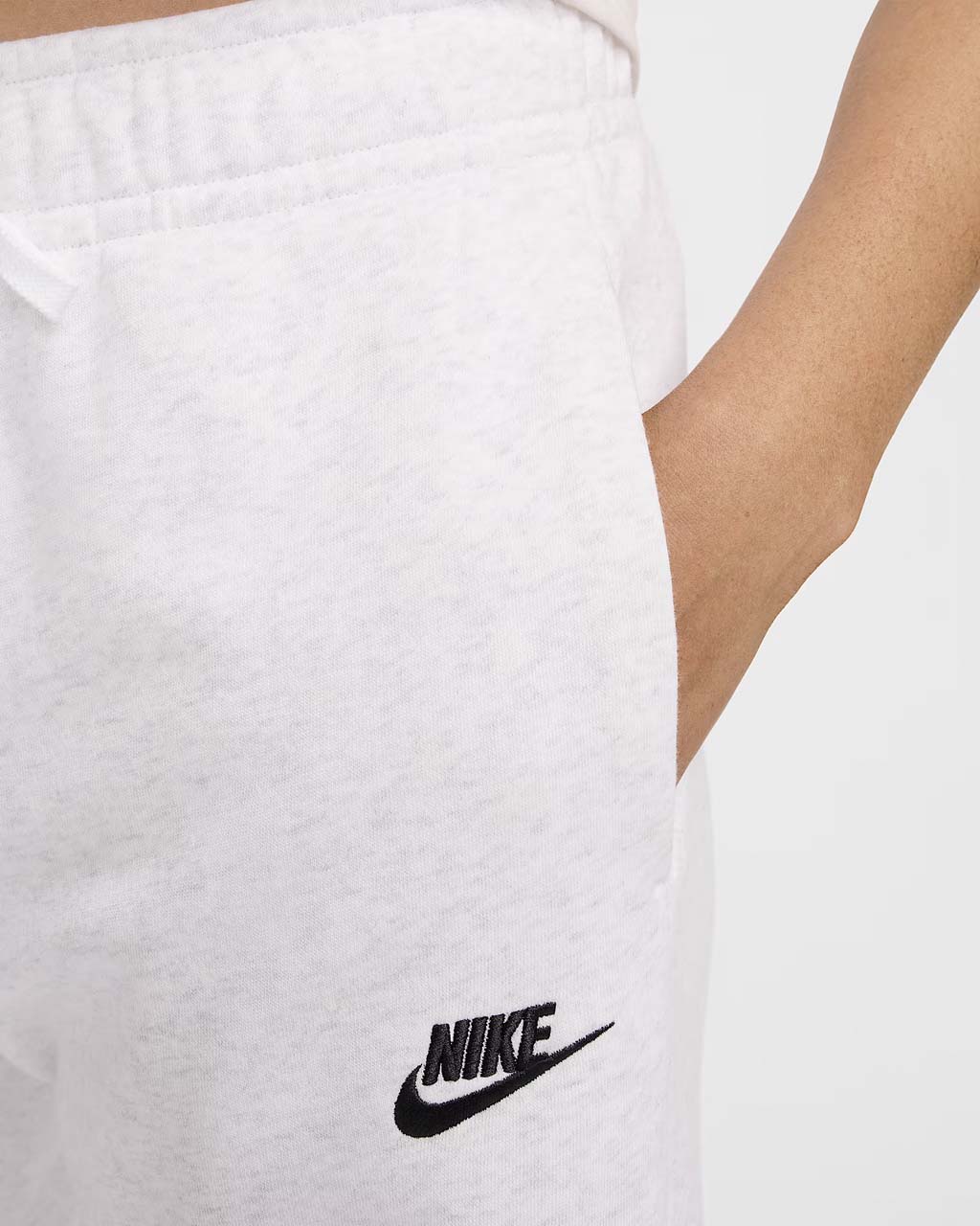 Nike Club Fleece Mid-Rise Wide-Leg Sweatpants