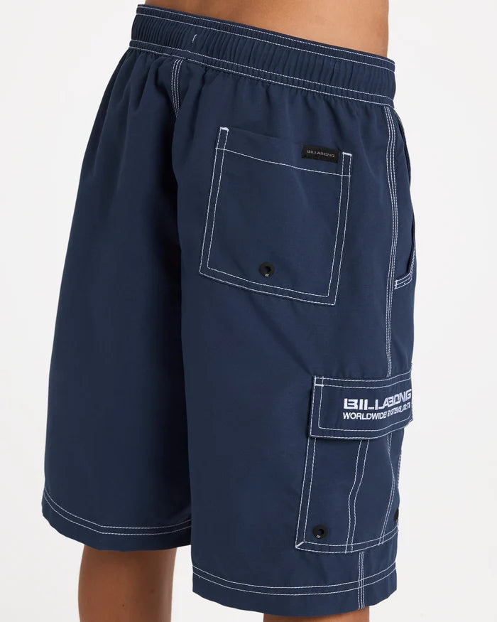 Throw On 18" Boardshorts