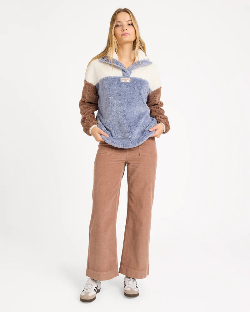 Vibes Back Fleece Jumper