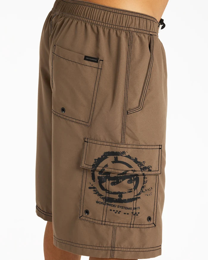 Throw On 22" Boardshort
